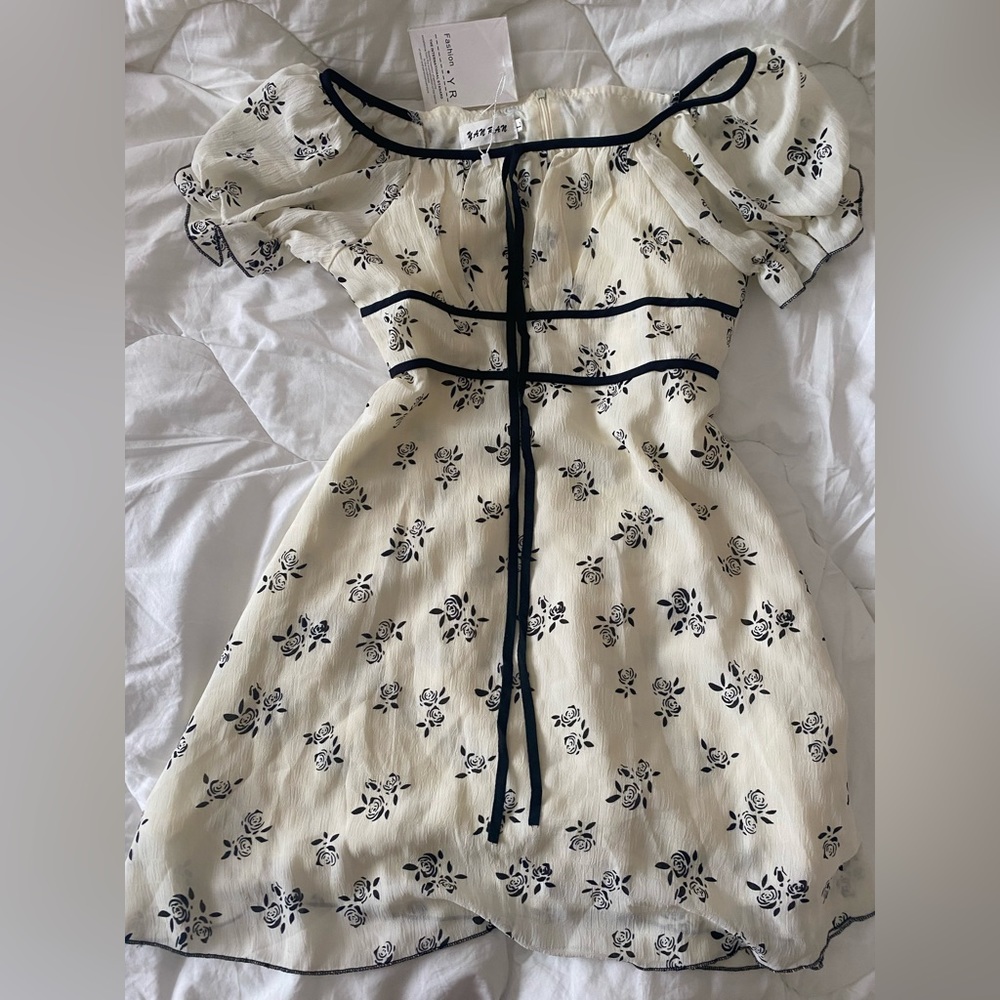 Cute Flowy Floral Dress